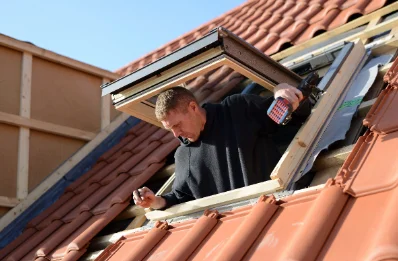 Pose de fenêtres de toit Velux à Brinay